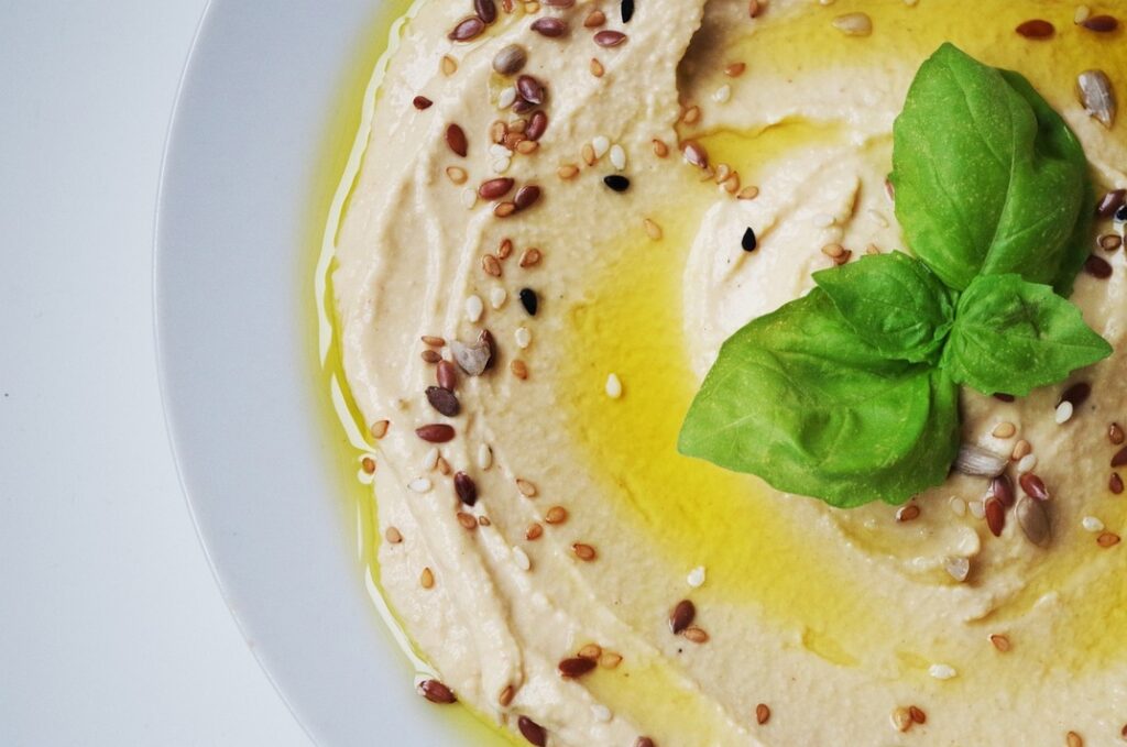 Celebrando el Día del Hummus: